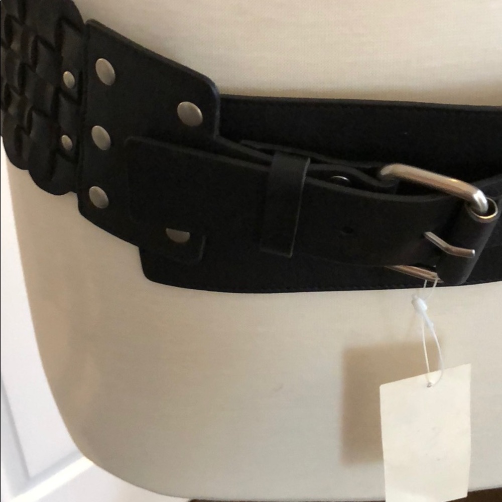 Belt - Picture 2 of 4